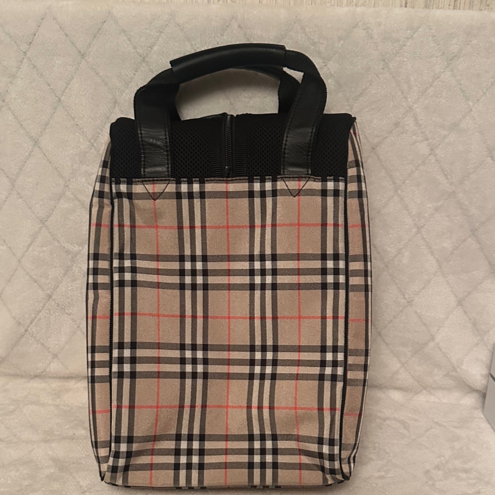 Burberry Beige Plaid Toiletry Bag with Black Trim - Picture 2 of 9